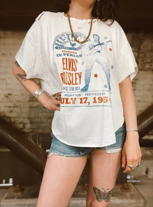 Comfortable yet stylish outfits for women on the go   Chop Shop Elvis Presley T-Shirt
