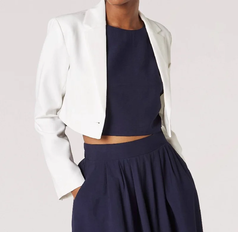 Uncover unique pieces for your perfect wardrobe   Cropped Blazer In White