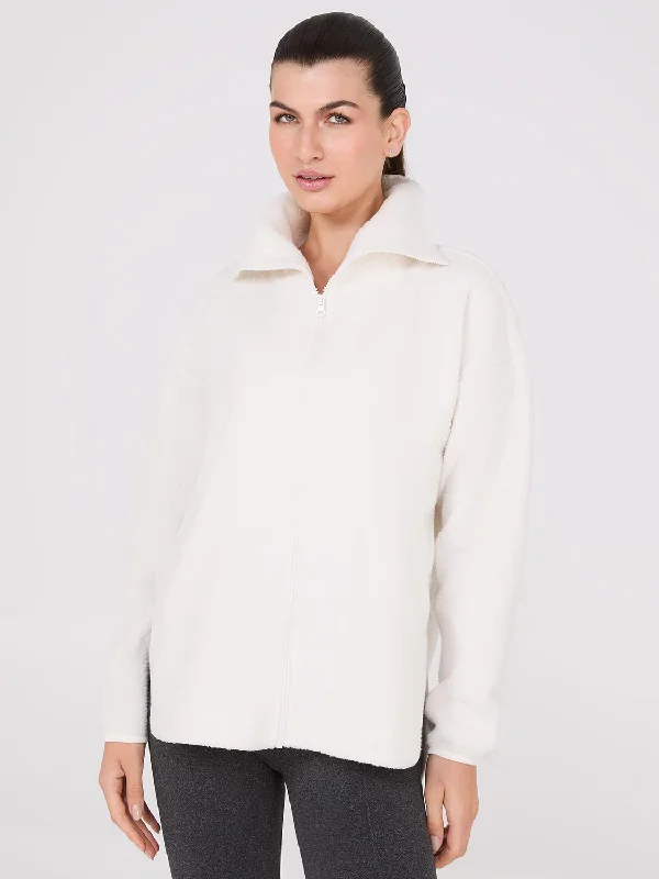 Trendy women’s clothing that suits every taste   Zip-Front Sherpa Sweater
